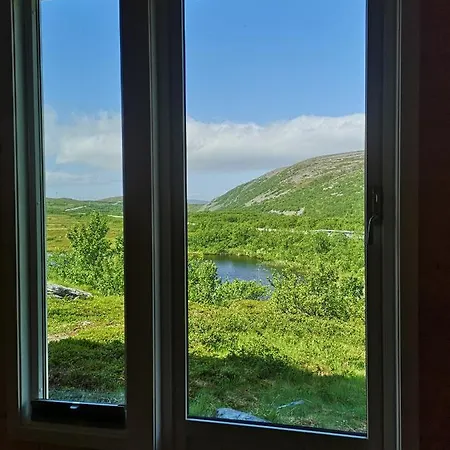 Davvi Siida - Reindeer Design Lodge Kjøllefjord Buitenkant foto